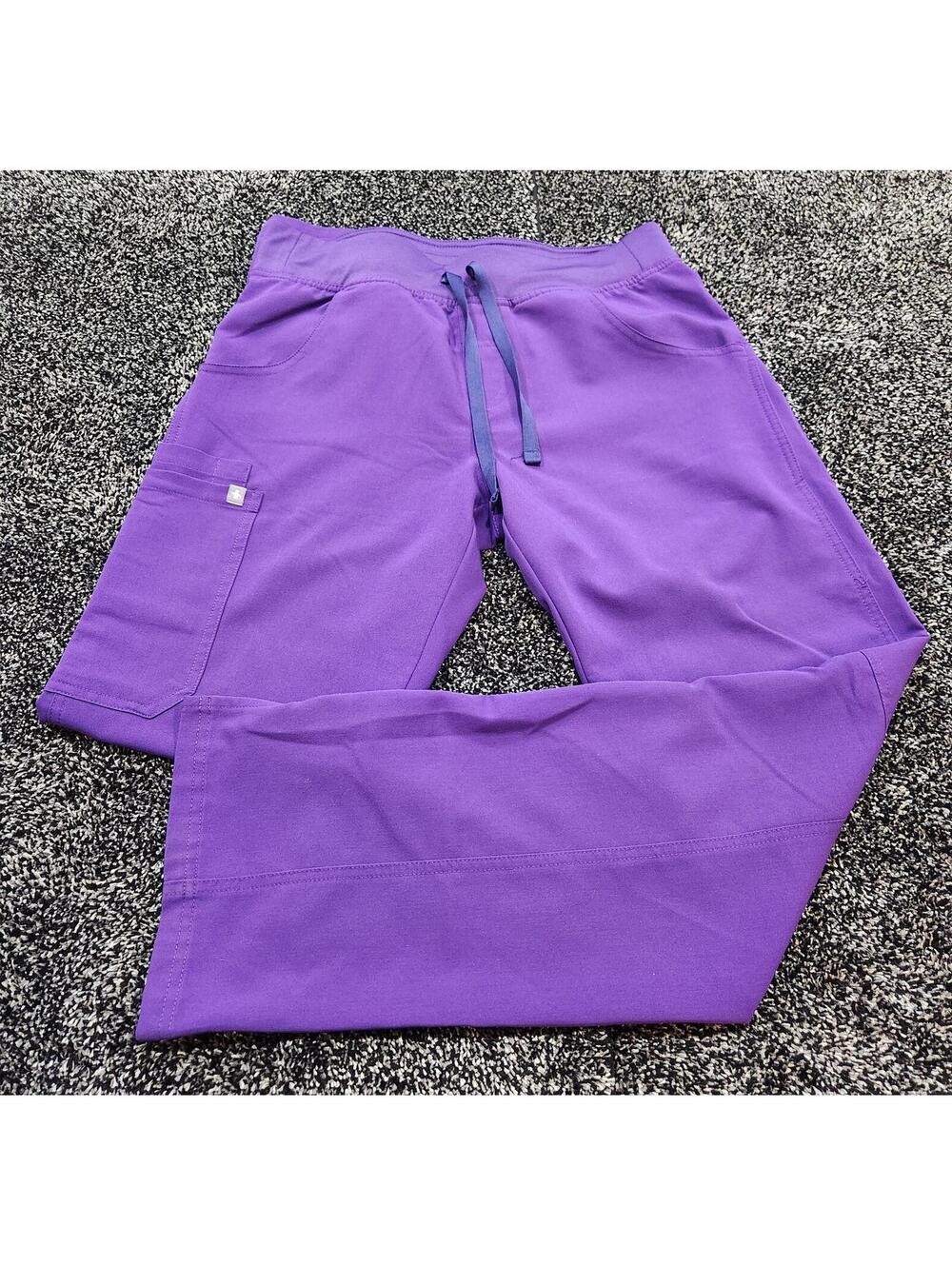 New FIGS Technical Collection Kade Cargo Scrub Pants Women’s Small Purple T21004